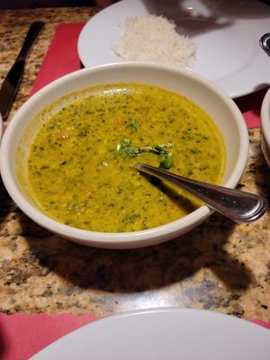 Dahl at Le Indya in Naples