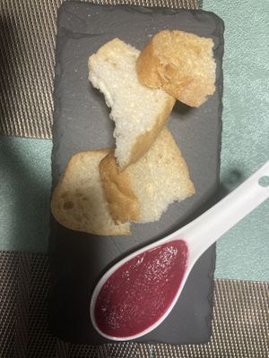 Entre offerto (hummus di barbabietola )  at Be Free in Olbia