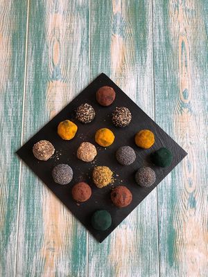 Raw Vegan Truffles at Retroway in Mallorca