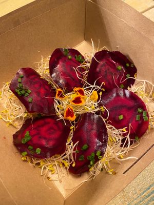 Beetroot Raviolis To Go at Retroway in Mallorca