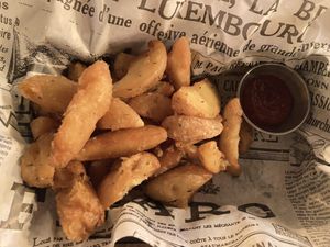 Potatoes  at Kermeet Bar קרמיט בר in Ramat Gan