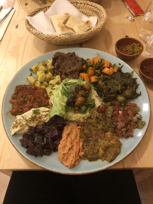 gemischter Salat und Tapasteller  at Tagine in Giessen