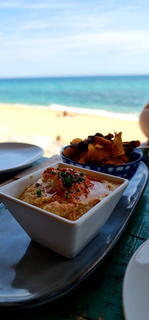 Hummus at Xiringuito Oblikue in Vilassar De Mar
