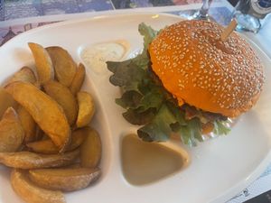 Hamburguesa vegana de lentellas  at Barallocas in Pontevedra