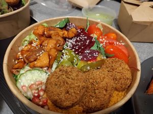 Falafel special bowl at Vital Meals in Dusseldorf