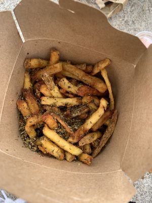 Fries with herbs at Les Tontons Veg in Paris