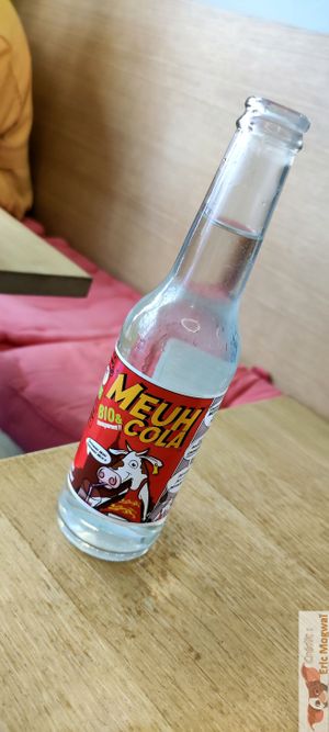 Transparent cola ! at Les Tontons Veg in Paris