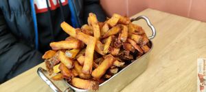 French fries ! at Les Tontons Veg in Paris