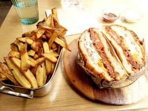 👌 at Les Tontons Veg in Paris