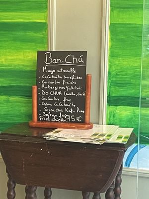 Menu of the day  at Les Tontons Veg in Paris