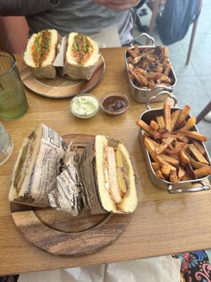   at Les Tontons Veg in Paris