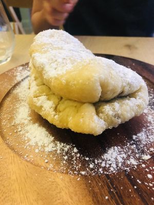 Calzone at Les Tontons Veg in Paris
