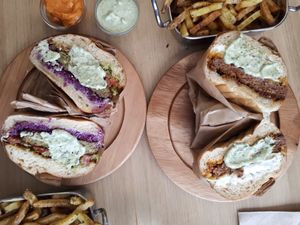 Burgers at Les Tontons Veg in Paris