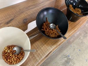 Breakfast dishes: just a few are vegan options at Yun Min Villa 雲閩農莊 - Yún Mǐn NóngZhuāng in Fuli