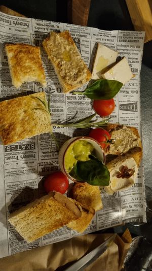 Vegan tapas at La Pentola in Makarska