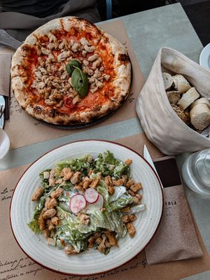   at La Pentola in Makarska