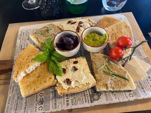 Antipasto tapas vegan   at La Pentola in Makarska