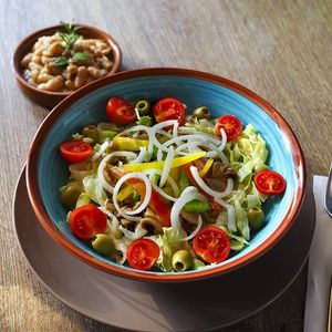 Mixed salad at Pizzeria Le Mura in Lucca
