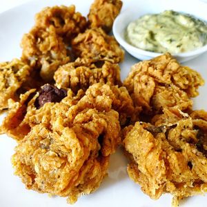 Ain’t No Gator Bites at Souley Vegan in Los Angeles