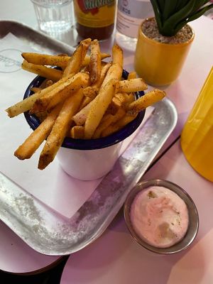 Skinny fries with garlic mayo at Club Mexicana - Soho in London