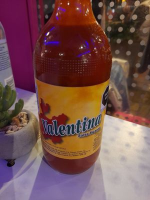 Condiment Hot sauce at Club Mexicana - Soho in London