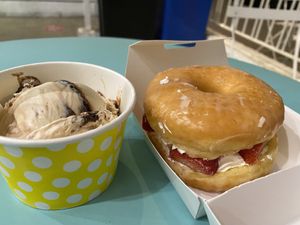 Calorically Speaking, this May be The Best Deal in LA for $9.50  at Creamo in Los Angeles