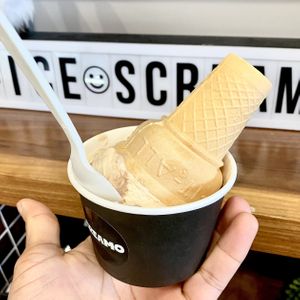 X-Ray Speculoos  at Creamo in Los Angeles