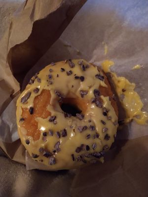 I ate it later, and the icing got stuck. Bad picture, exquisite donut at Creamo in Los Angeles