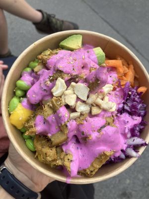 Chicken bowl  at Superfood Deli - Maria Theresien in Vienna