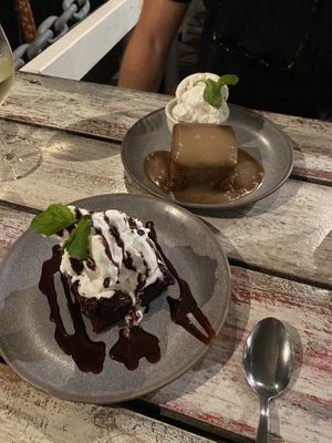 Brownie and sticky date pudding  at Ebb and Flow Darwin in Larrakeyah