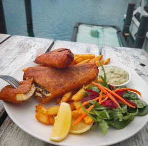 Tofish 
Fish free 😊🌱 at Ebb and Flow Darwin in Larrakeyah