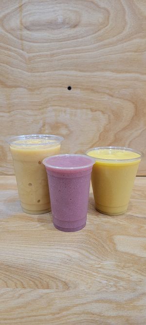 Smoothies at Community Grounds in Columbus