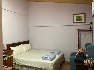 Inside of our small room at Wàng Yōu Yuán MínSù 忘憂園民宿 in Fuli