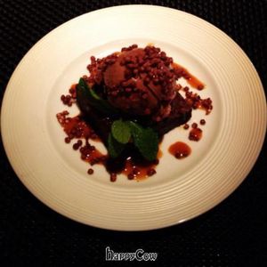 vegan brownie sundae at Wynn Hotel - Wazuzu in Las Vegas