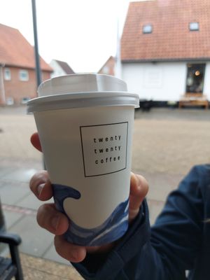 Ook take away is mogelijk at Twenty Twenty Coffee in Hvide Sande