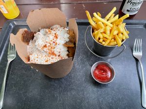 Döner box & extra fries  at Dominion Food Revolution in Frankfurt
