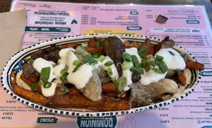 Loaded Süßkartoffelpommes mit Austernpilzen  at Dominion Food Revolution in Frankfurt