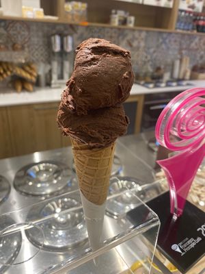  Vegan chocolate   at Gelab Gelateria in Como