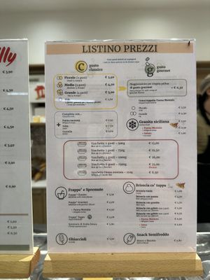   at Gelab Gelateria in Como