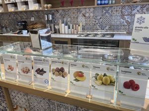   at Gelab Gelateria in Como