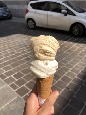 peanut almond  at Gelab Gelateria in Como