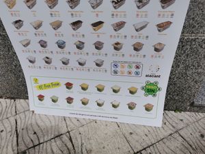 Some of the flavors you'll find at Heladeria Ferrera in Tapia De Casariego