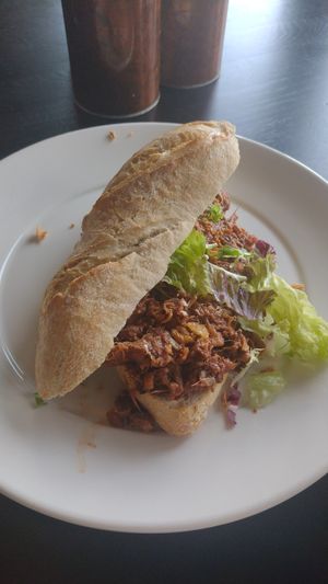 Pulled jackfruit baguette at BØFF in Horst