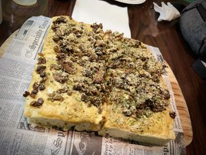 Meaty Pizza🌱🤍 La mejor pizza en pan focaccia✨  at Madre Tierra in Caguas