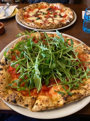 Marinara pizza, with rucola as extra topping. at Pizzaria Marione 마리오네 in Seoul