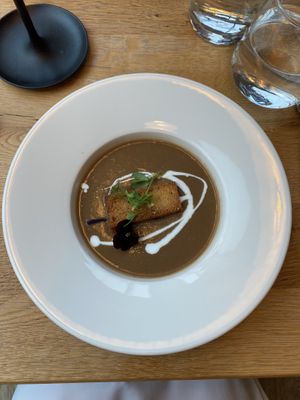 Onion soup with cream and garlic bread  at Restavracija Sunrose 7 in Bohinjska Bistrica