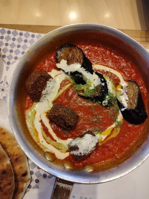 Shakshuka at Chick Peace 칙피스 - Seongsu in Seoul