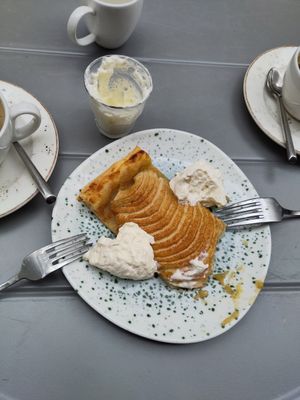 Apple tarte with whipped cream and ☕ at Seed in Luxembourg City