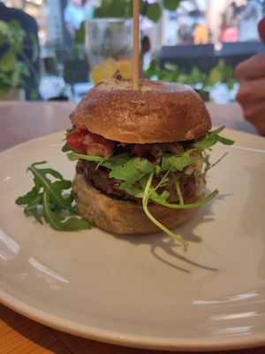 Replacement burger at Seed in Luxembourg City