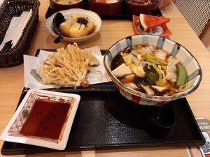 Yasai soba with tempura set at Shimbashi Soba in Central Singapore